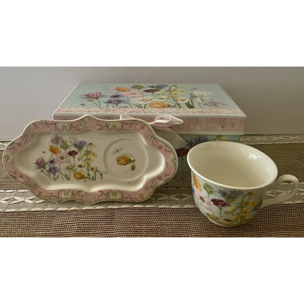 Vintage Summer Breeze/BV Wildflower Tea Toast Cottage Core Tea Party With Box